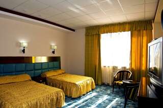 Гостиница Аврора Новосибирск Номер стандарт с 2 односпальными кроватями (с завтраком)-1